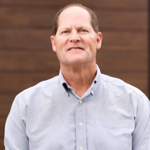 Dr. Joe Wallace of Magruder Tabb Animal Clinic.